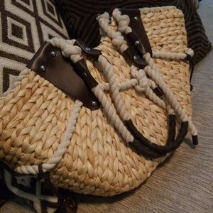 Straw beach bag